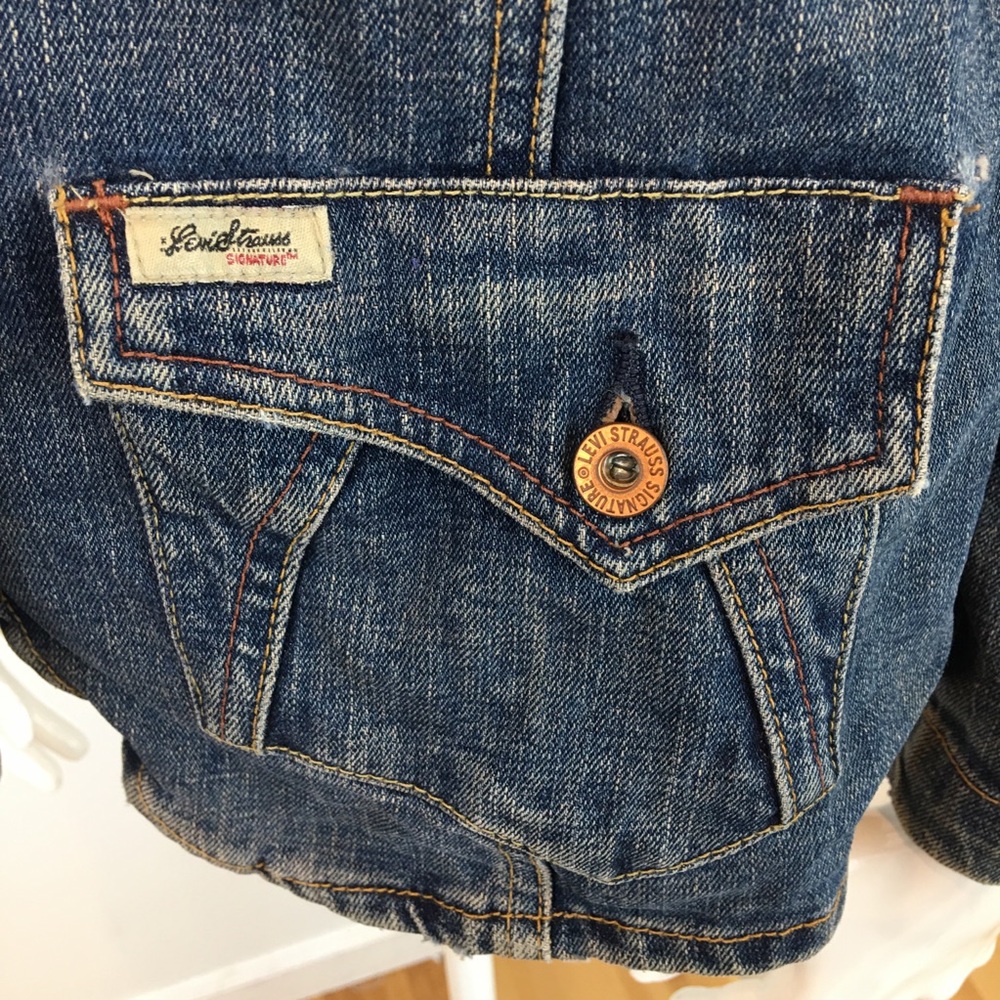 LEVI’S Blue Denim Jacket - Picture 7 of 10